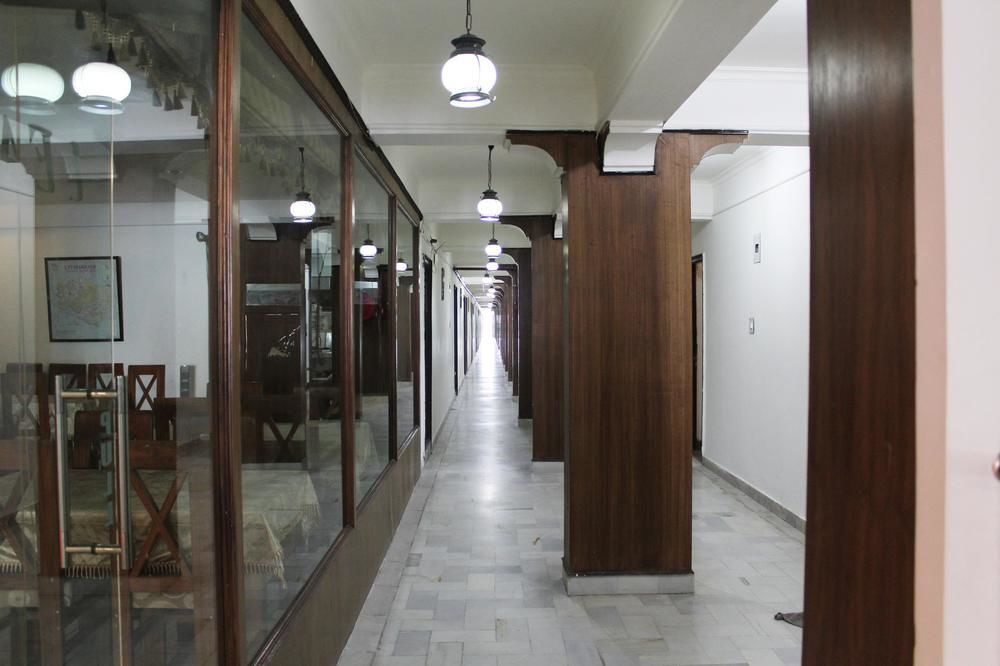 Oyo 1822 Hotel Ambassador Dehradun Zewnętrze zdjęcie