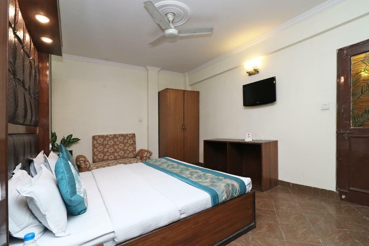 Oyo 1822 Hotel Ambassador Dehradun Zewnętrze zdjęcie