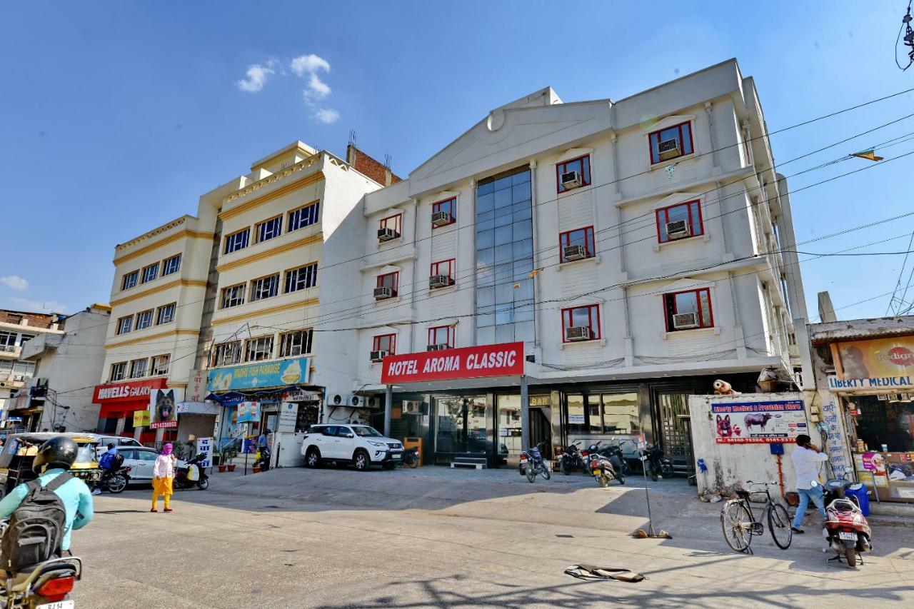 Oyo 1822 Hotel Ambassador Dehradun Zewnętrze zdjęcie